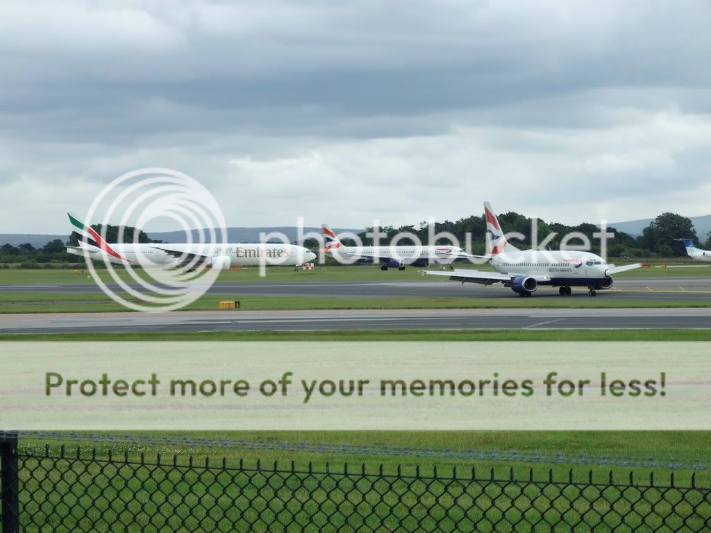 http://i339.photobucket.com/albums/n441/stu505/manchesterairport12-07-08176.jpg