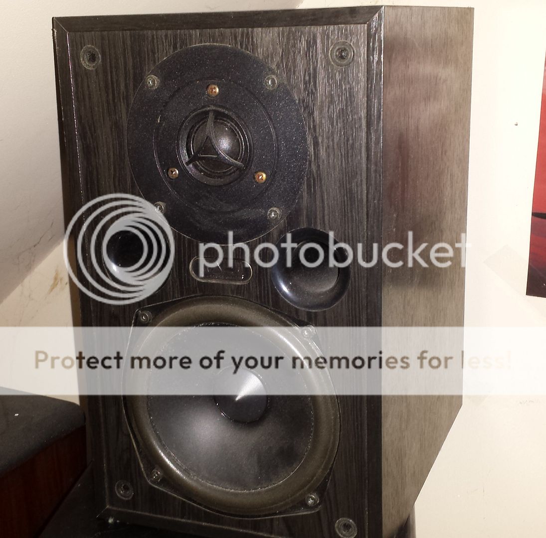 arcam alpha speakers